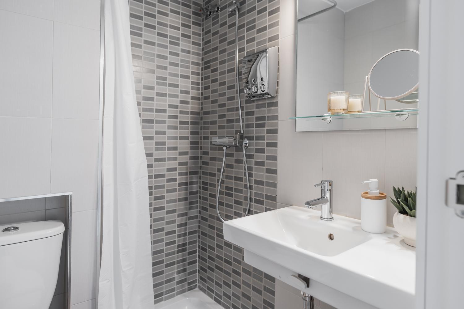 Tuguest Duquesa Apartment Granada Ngoại thất bức ảnh
